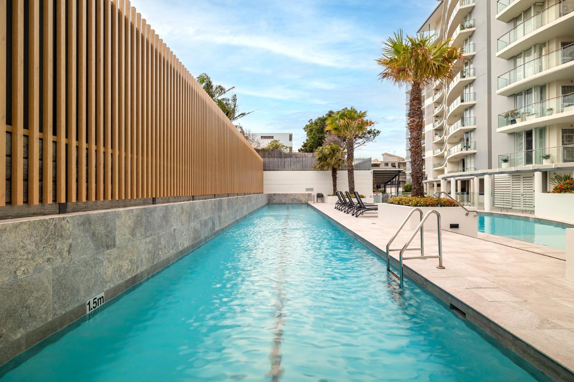 Aspect Caloundra Aparthotel Exterior photo